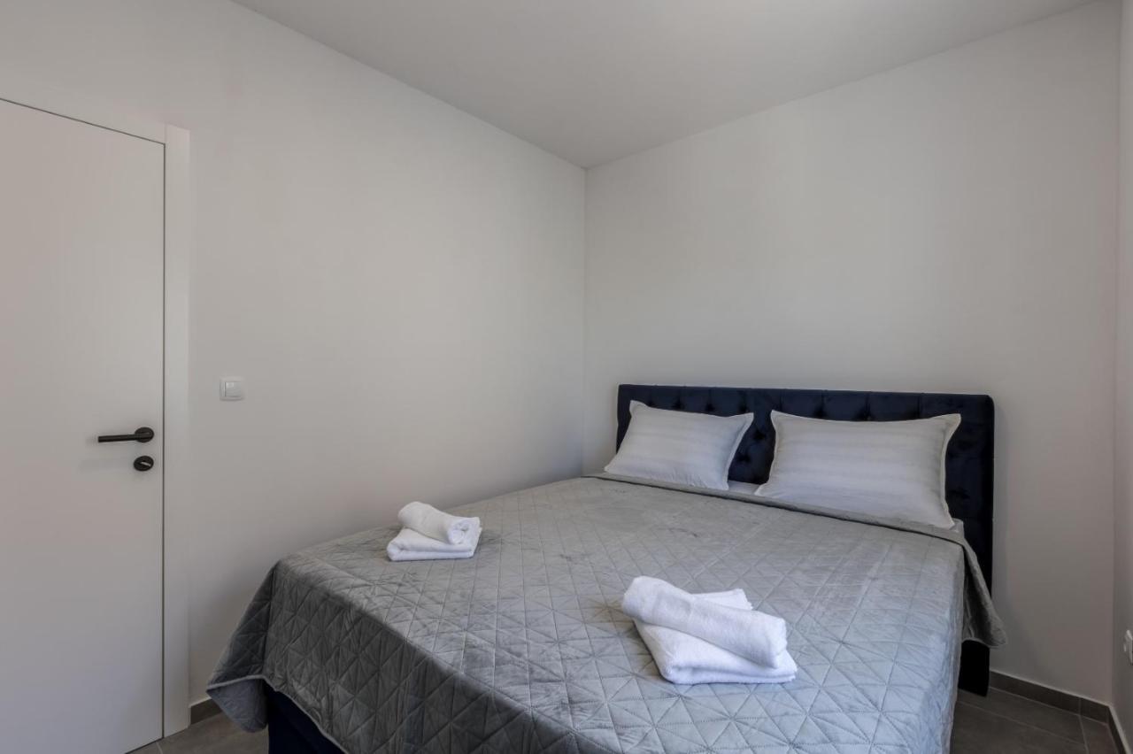 Carpe Diem Luxury Apartments Rogoznica  Esterno foto