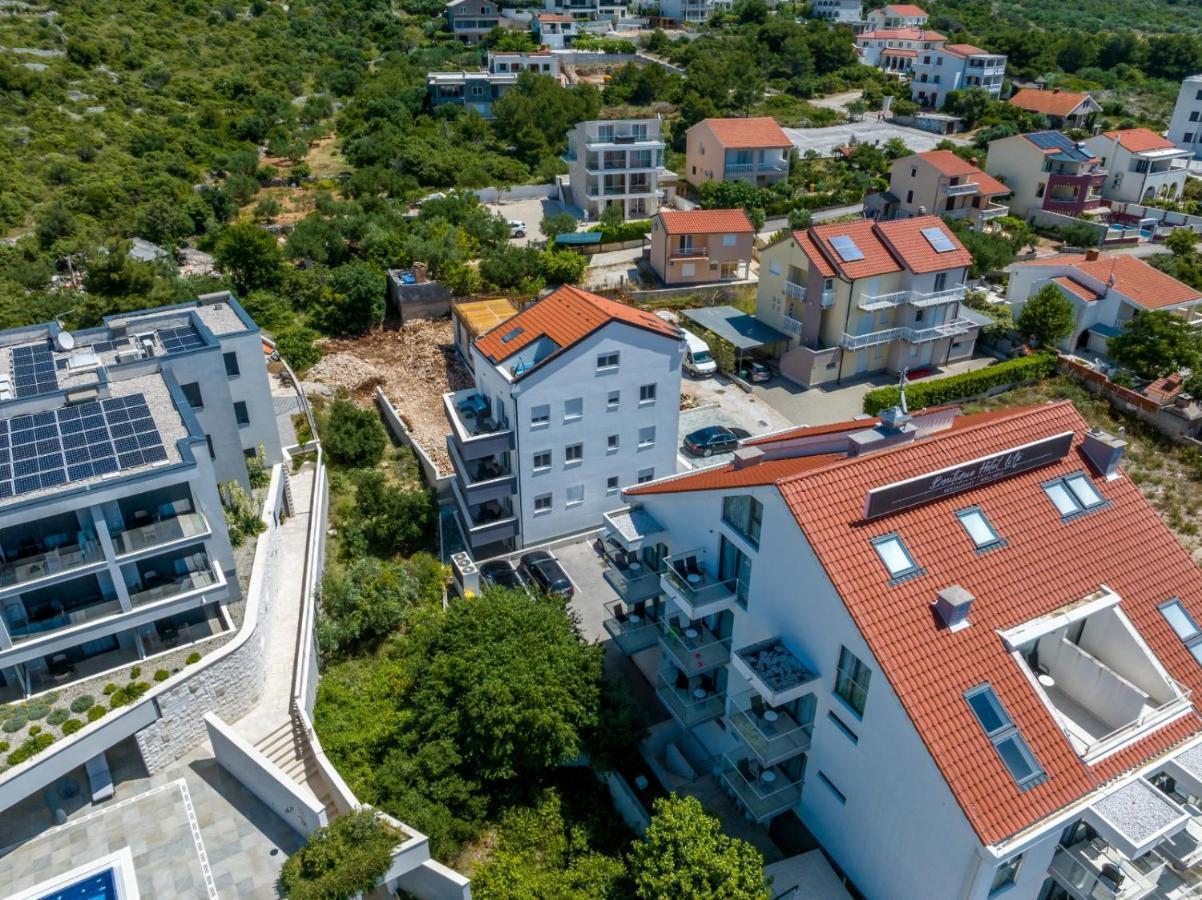 Carpe Diem Luxury Apartments Rogoznica  Esterno foto