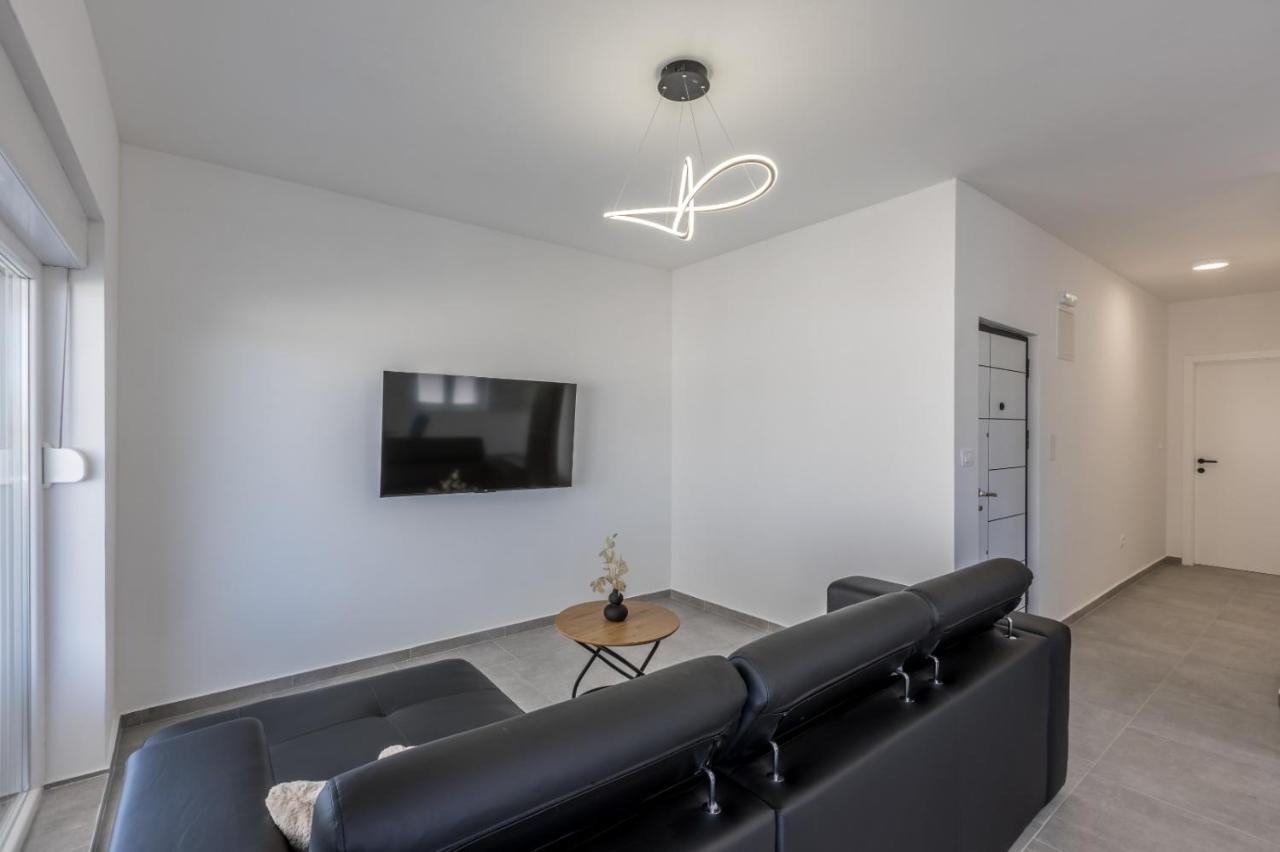 Carpe Diem Luxury Apartments Rogoznica  Esterno foto