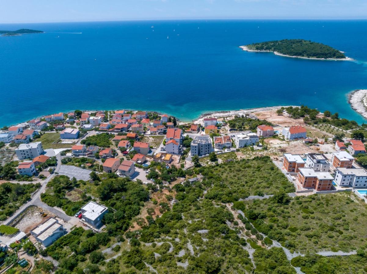 Carpe Diem Luxury Apartments Rogoznica  Esterno foto